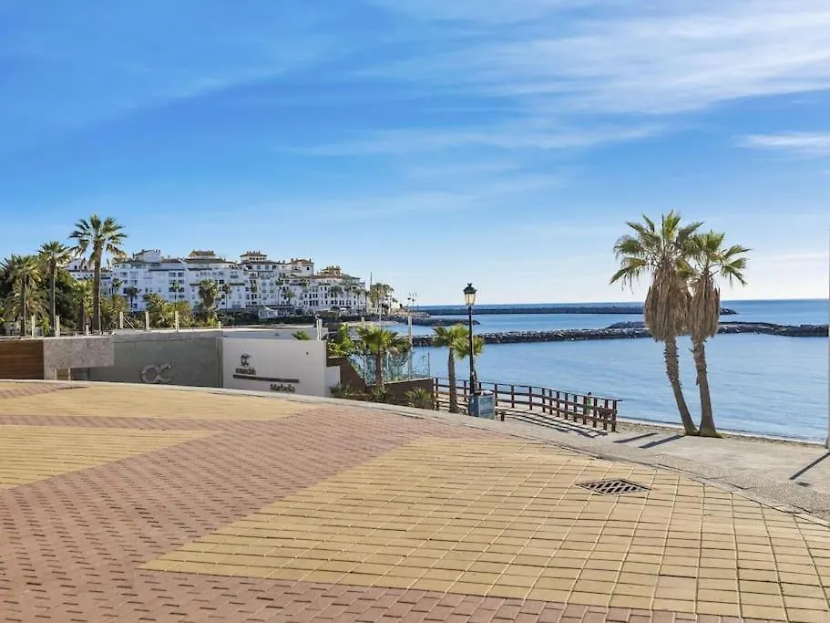 2 Bdr Apartment Next To The Beach In Puerto Banus Marbella